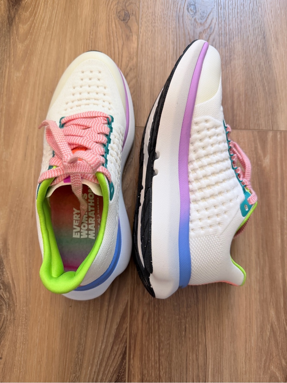 Women's Running Sneakers with Pink Laces and Lime Interior - Picture 3 of 8